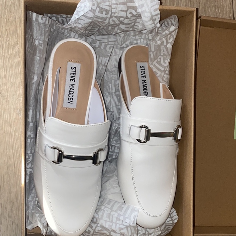Steve Madden Flats